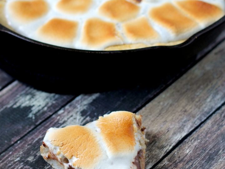 https://www.mysuburbankitchen.com/wp-content/uploads/2015/08/Smores-Pizza-17-720x540.jpg